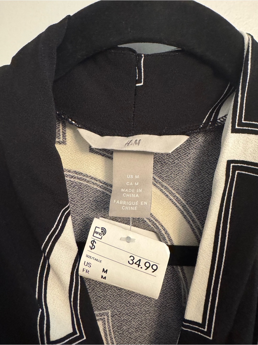 H&M Black and White Geometric Long Sleeve Wrap Dress - Picture 2 of 5